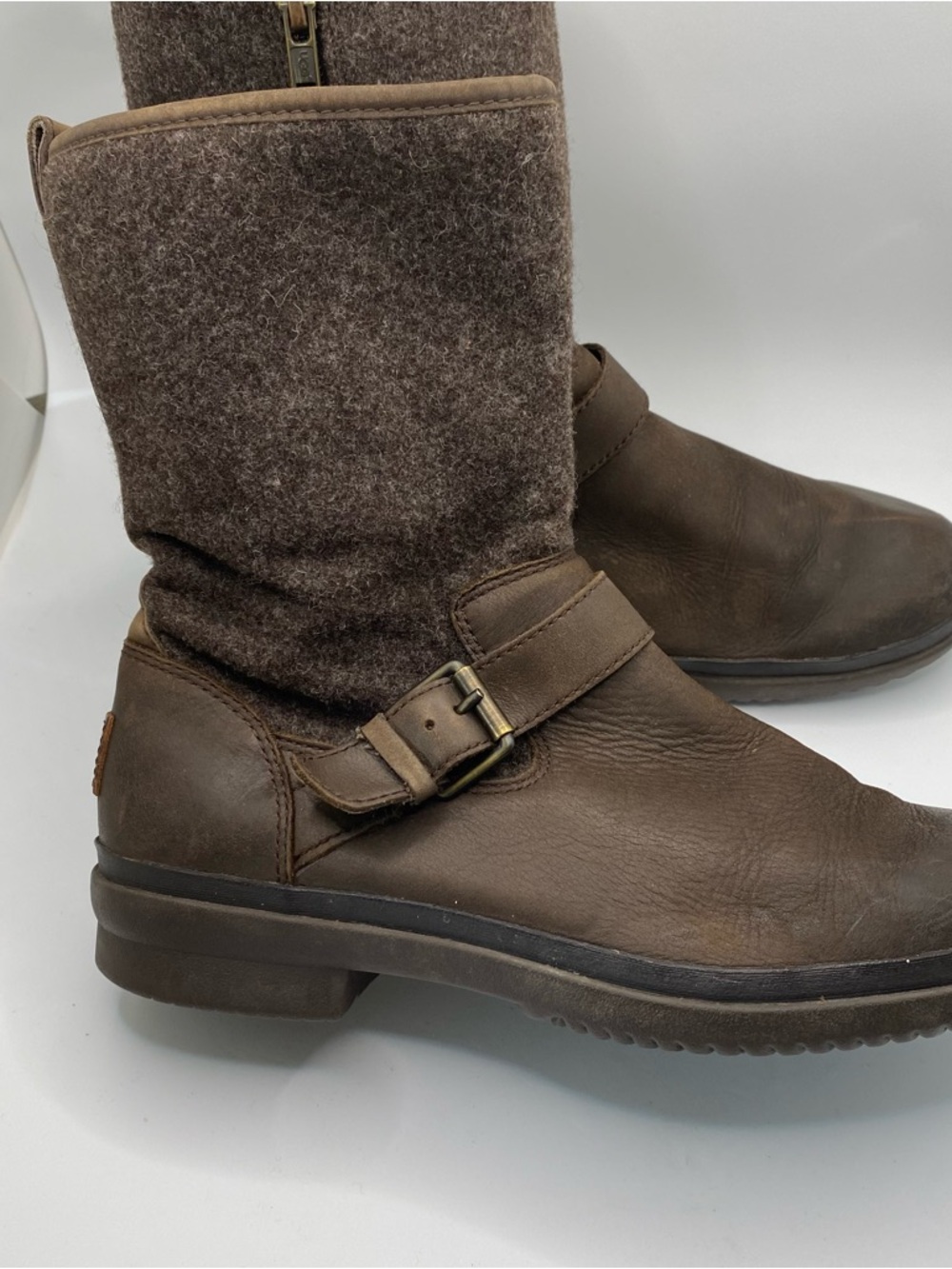 UGG Robbie Waterproof Leather Wool Boots Women's 8 Fleece Brown Buckle Outdoor